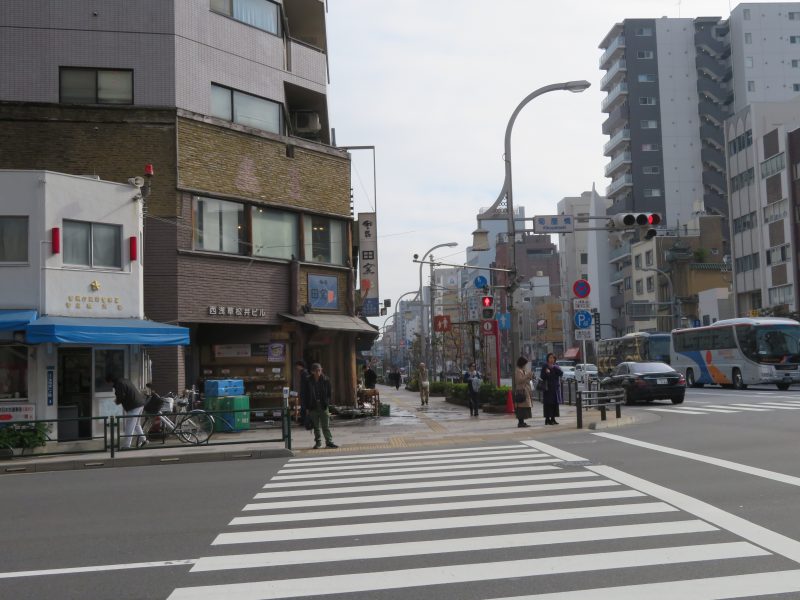 台東区元浅草でお掃除